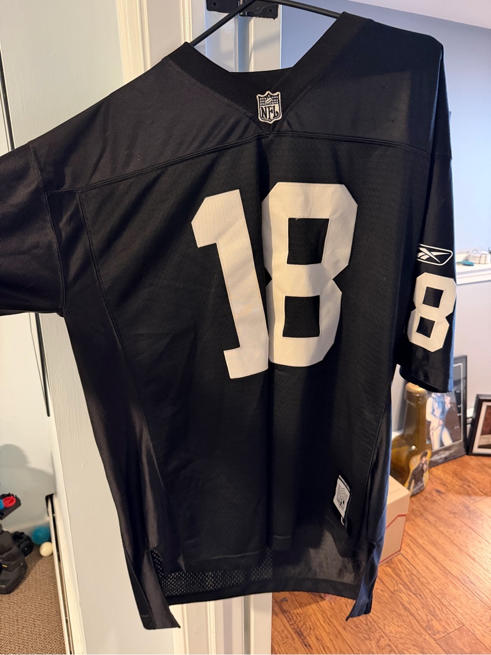 Randy Moss Raiders jersey